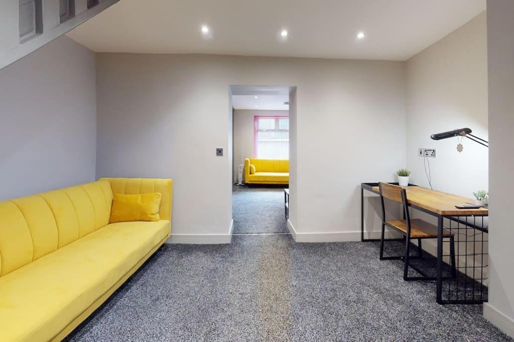 Neat Retreat Graig Pontypridd Villa Екстериор снимка