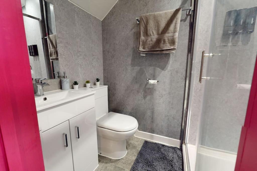 Neat Retreat Graig Pontypridd Villa Екстериор снимка