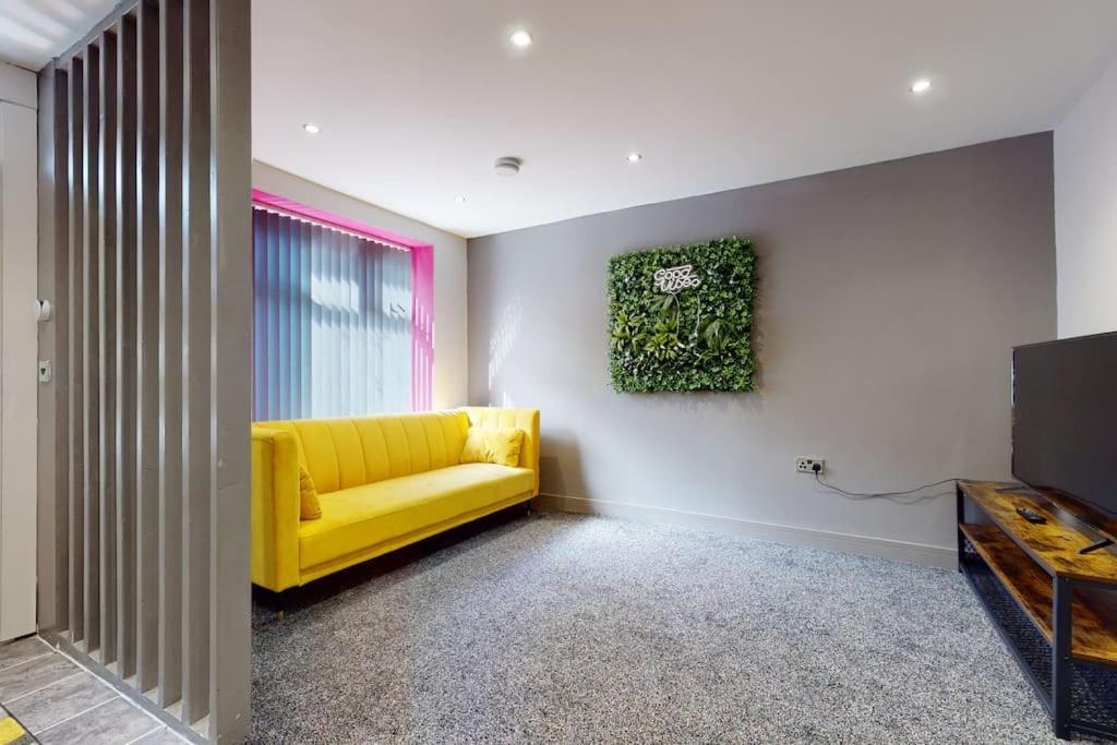 Neat Retreat Graig Pontypridd Villa Екстериор снимка