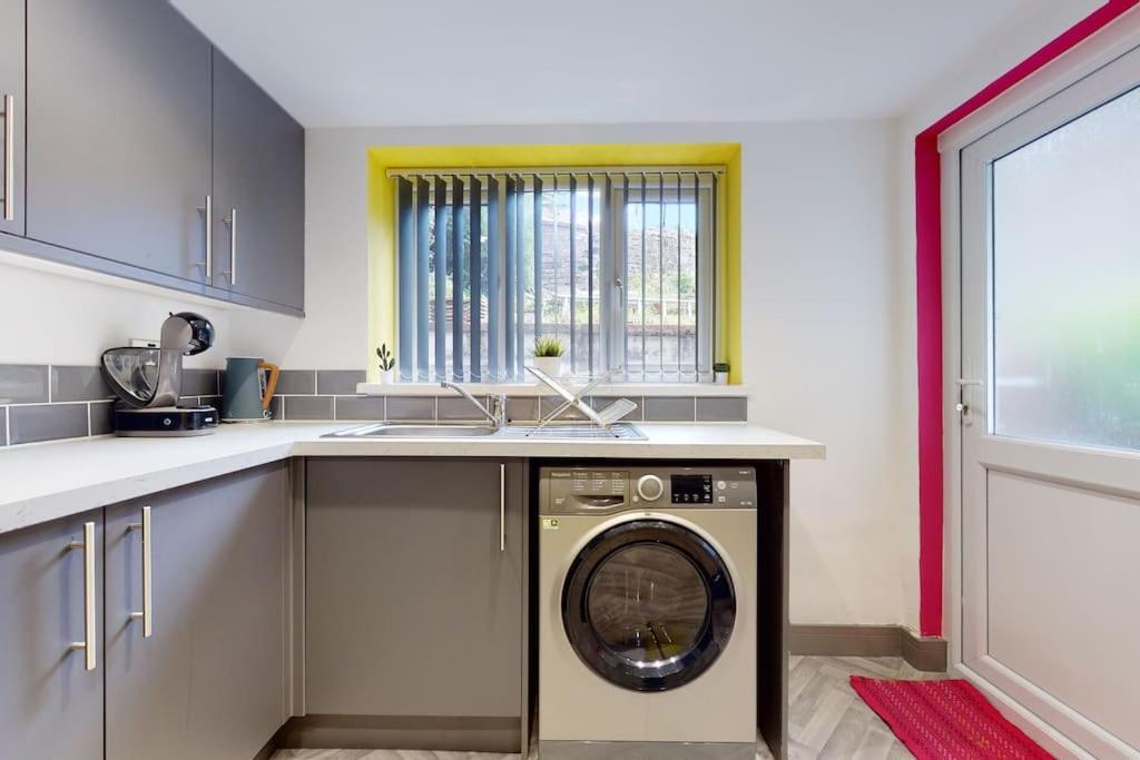 Neat Retreat Graig Pontypridd Villa Екстериор снимка