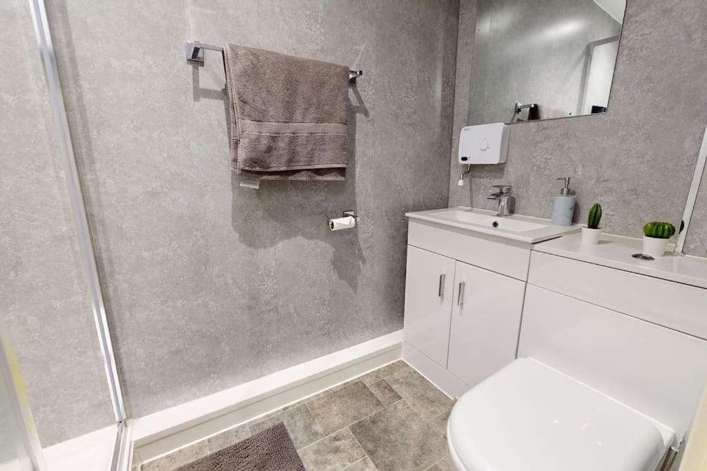 Neat Retreat Graig Pontypridd Villa Екстериор снимка